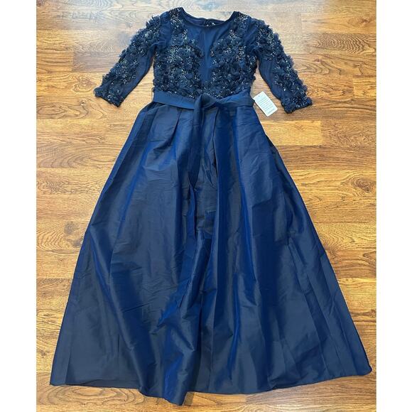 Pisarro Nights Dresses & Skirts - Pisarro Nights 3D Floral Beaded Taffeta Gown Blue Size 6 NWT Needs Zipper Repair